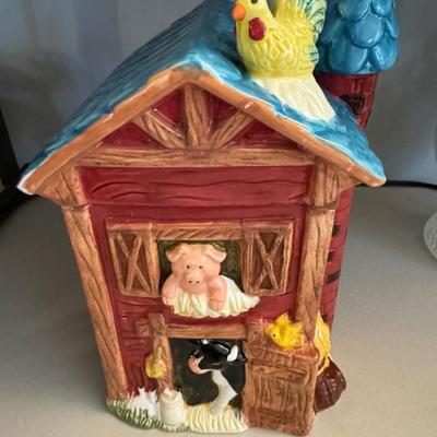 Barn cookie jar
