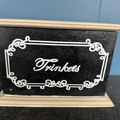 Trinket box