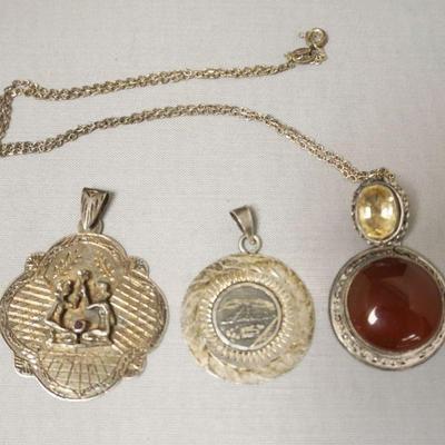 1249	STERLING SILVER COCHABON NECKLACE WITH GEMSTONE DROP AND 2 PENDANTS, 1 AZTEC DISC AND 1 WITH WIT PEOPLE KNEELING
