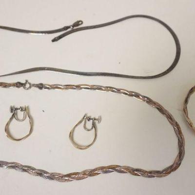 1285	TRI COLOR STERLING SILVER NECKLACE SET AND EXTRA NECKLACE. ALL MARKED 925 ITALY
