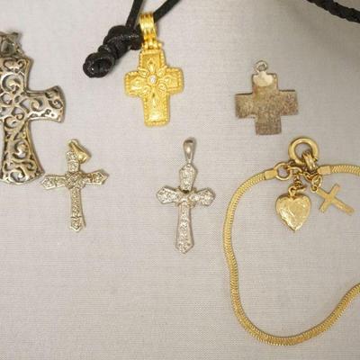 1248	CROSS ASSORTMENT INCLUDING STERLING AND CROSS BRACELET
