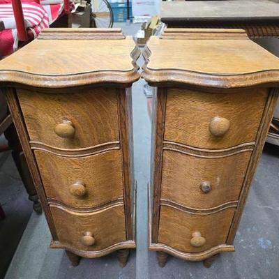 #2046 â€¢ (2) Antique End Tables
