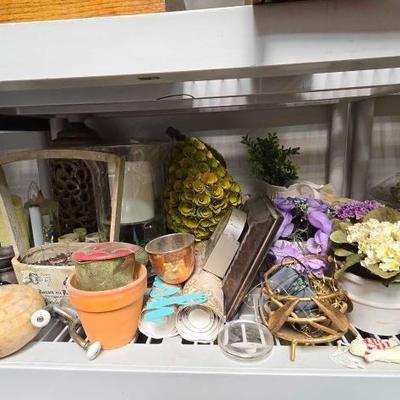 #2224 â€¢ Candle Holders, Faux Floerts, Wallpaper and more
