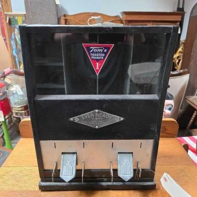 #2134 â€¢ Antique Ever-Ready Vending Machine With Key
