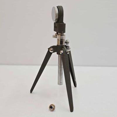 #1674 â€¢ Bushnell Trophy 50mm Rubber Armored Prismatic Telescope Tripod
