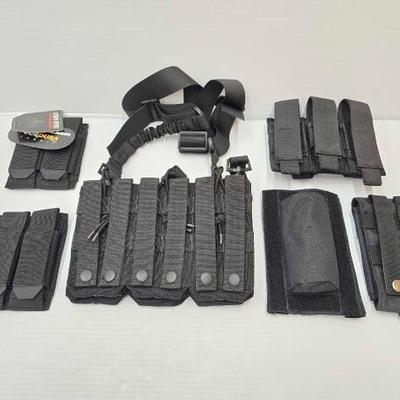 #1956 â€¢ (6) Tactical Pouches
