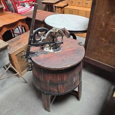 #2094 â€¢ Antique Washine Machine
