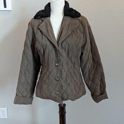 Outback Trading Company Women's Size Medium Tan Quilted Jacket with Removable Black Collar 