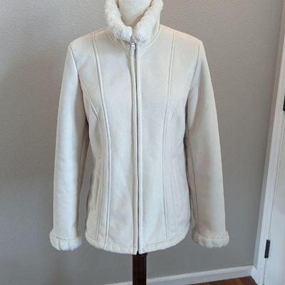 Croft & Barrow Women's Size Small Cream Colored Coat