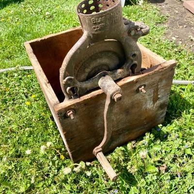 Estate sale photo