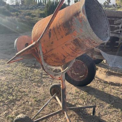 Cement mixer