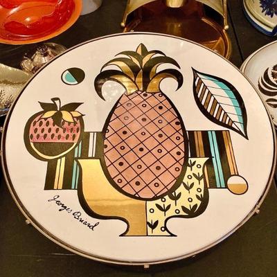 Georges Briard cake stand