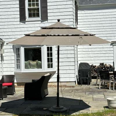 PRO SHADE FREE STANDING PATIO UMBRELLA | Adjustable standing patio umbrella by Pro Shade with velcro strap closure. - h. 105 in

