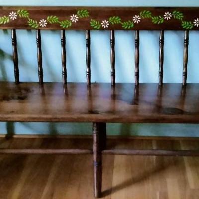 Vintage farmhouse spindle back deacon’s or entryway bench