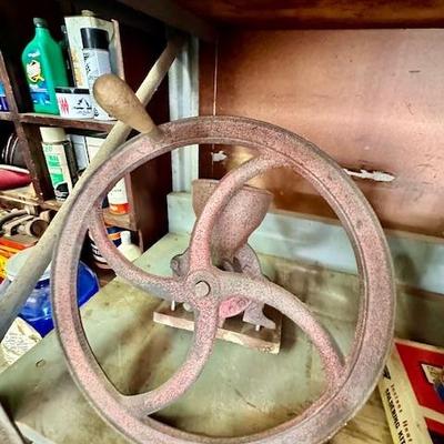 Estate sale photo