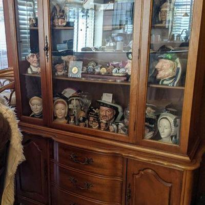 Oak Hutch (w/out contents)