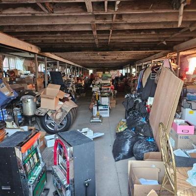 Estate sale photo