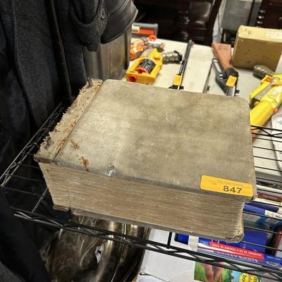 Estate sale photo