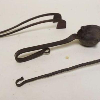 1243	PRIMITIVE WROUGHT IRON LADLES & TONGS
