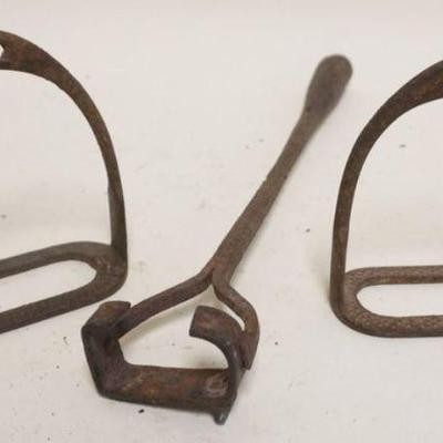 1237	STIRRUPS AND BRANDING IRON

