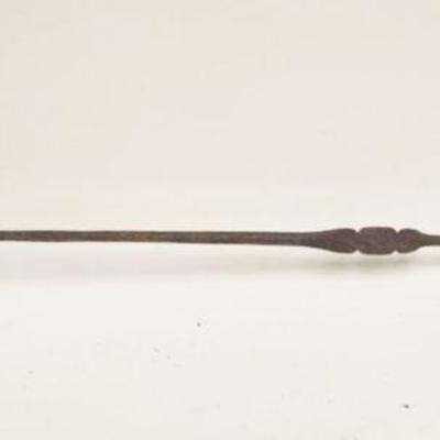 1226	PRIMITIVE WROUGHT IRON POT HANDLE RETRIEVER, APPROXIMATELY 10 IN X 31 IN 
