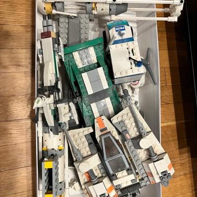 LEGOS