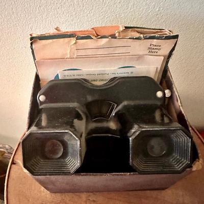 Vintage View Finder