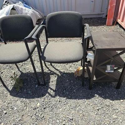 #80104 • (2) Chairs & End table
