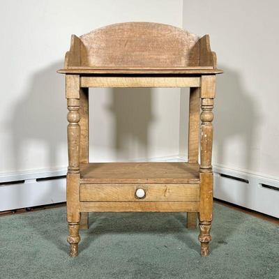 VINTAGE WOOD WASH STAND | Wooden washstand. - l. 24 x w. 16-1/2 x h. 37-1/4 in

