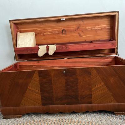 Lane art deco cedar chest