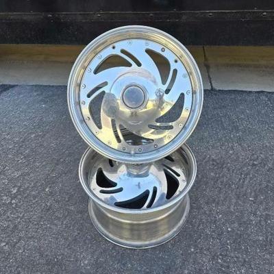 #22154 • Two 3 Piece 5 Lug Wheels
