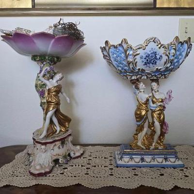 #60012 • 2 Porcelain Statues with Bowls
