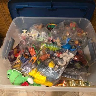 #60846 • Tote of Toys
