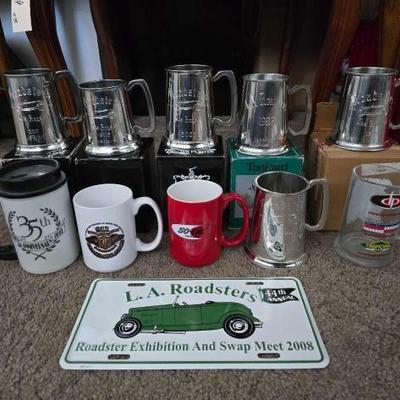 #60020 • L.A Roadster License Plate and 10 Decorative Cups

