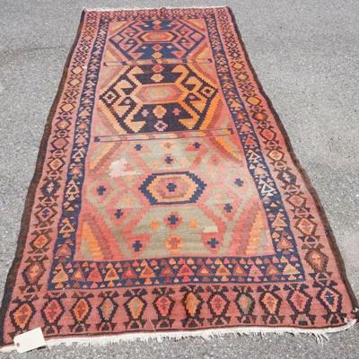 1225	ANTIQUE HAND WOVEN PERSIAN RUG, APPROXIMATELY 9 FT 9 IN X 4 FT 4 IN
