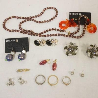 1274	GROUP OF LADIES JEWELRY INCLUDING EARRINGS, RINGS, NAPIER NECKLACE AND MORE
