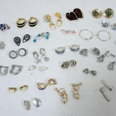 1258	VINTAGE CLIP EARRINGS, APPROXIMATELY 33 SOME MARKED BY MAKER
