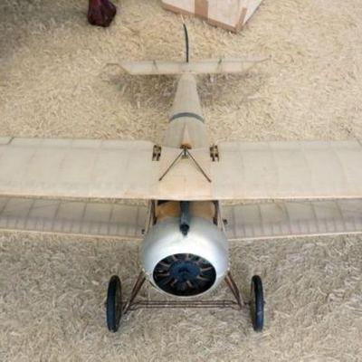 1340	VINTAGE MODEL AIRPLANE
