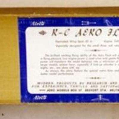 1173	VINTAGE WOOD MODEL AIRPLANE KIT, AIRCO *R/C AERO FLASH* R/C AIRPLANE
