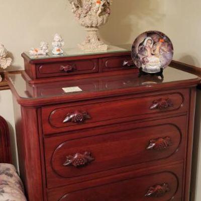 Another Dresser