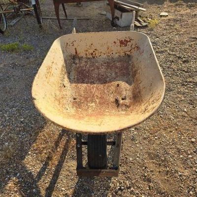 #1092 • Wheel Barrel

