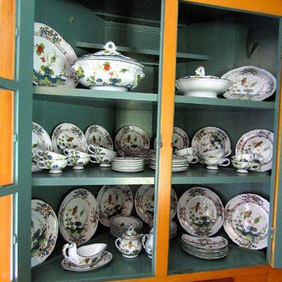68 pc Imola Italy majolica service