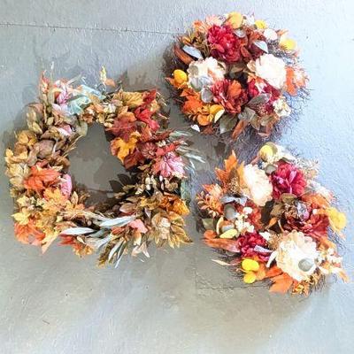 Lot #B154 - Fall Wreath Collection
