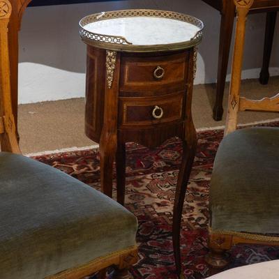 Come into our showroom October 4-6, 10am-5pm to purchase this item. 