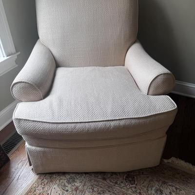 Roll Arm Side Chair by Hickory Furniture