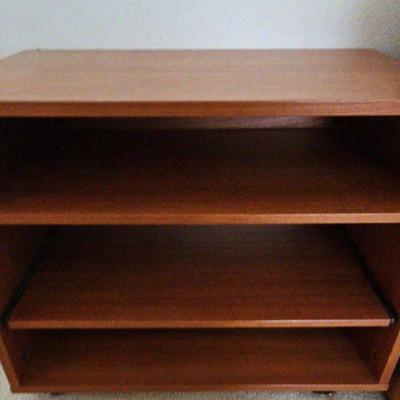 BEE049-Multi Purpose Storage Cabinet On Wheels