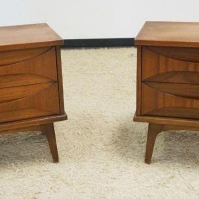 1173	UNITED FURNITURE COMPANY MID CENTURY MODERN BED SIDE STANDS, EACH WITH 2 DRAWERS AND UNUSUAL BENTWOOD HANDLES, EACH APPROXIMATELY 24...