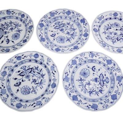 5 MEISSEN BLUE ONION DINNER PLATES