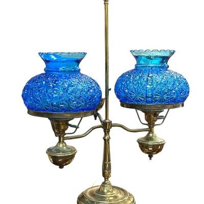 ANTIQUE DOUBLE BRASS STUDENT OIL LAMP