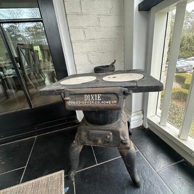 Dixie Cast Iron Wood Burning Stove